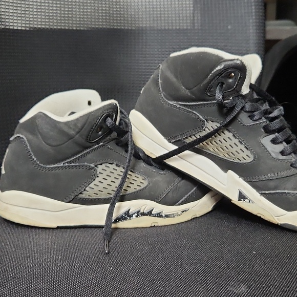 Boys Oreo basketball shoes - Picture 1 of 5